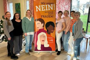 Mitarbeitende im Lina-Oberbäumer-Haus sagen- Nein zu Gewalt an Frauen
